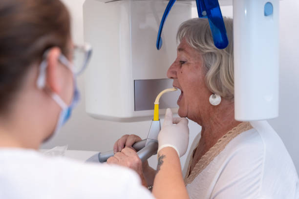 Best Emergency Tooth Extraction in Lucerne, CA